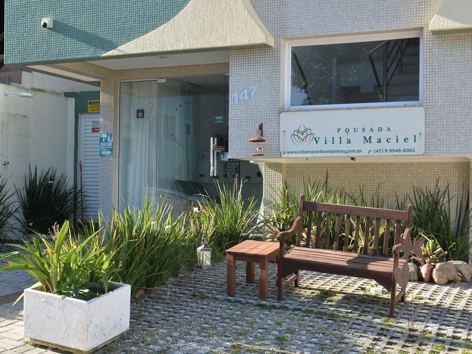 Pousada Villa Maciel Бомбиньяс Экстерьер фото
